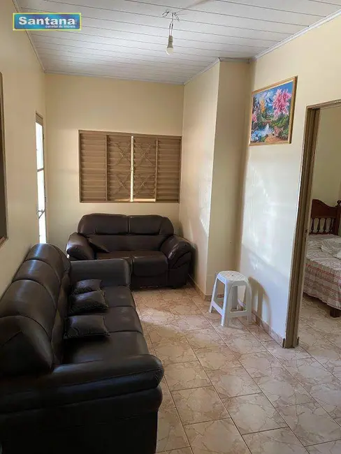 Casa de Condomínio com 4 quartos à venda, 175m2 em Caldas Novas - GO - imagem 3 Foto 3 de Casa de Condomínio com 4 quartos à venda, 175m2 em Caldas Novas - GO