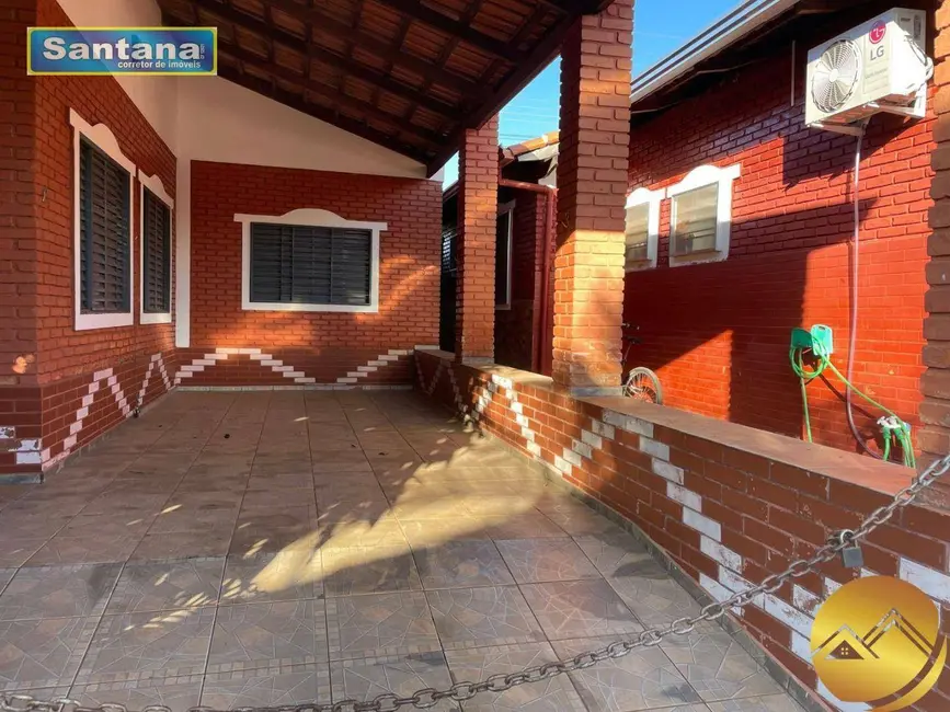 Casa de Condomínio com 4 quartos à venda, 175m2 em Caldas Novas - GO - imagem 5 Foto 5 de Casa de Condomínio com 4 quartos à venda, 175m2 em Caldas Novas - GO