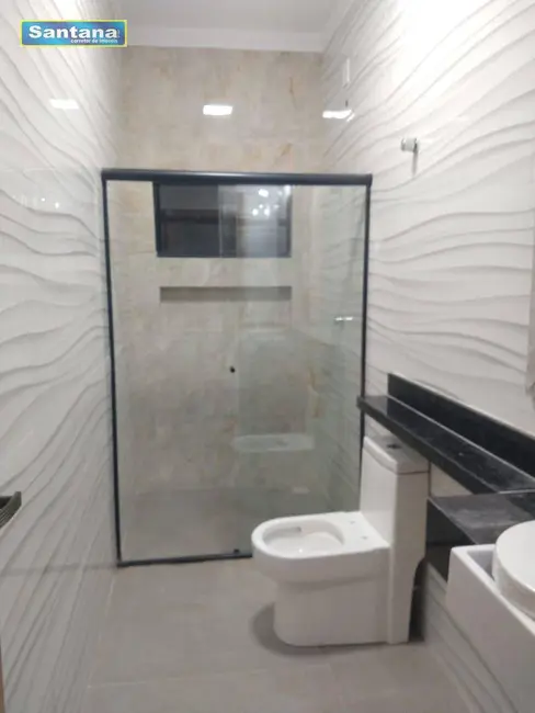 Casa com 3 quartos à venda, 200m2 em Caldas Novas - GO - imagem 7 Foto 7 de Casa com 3 quartos à venda, 200m2 em Caldas Novas - GO