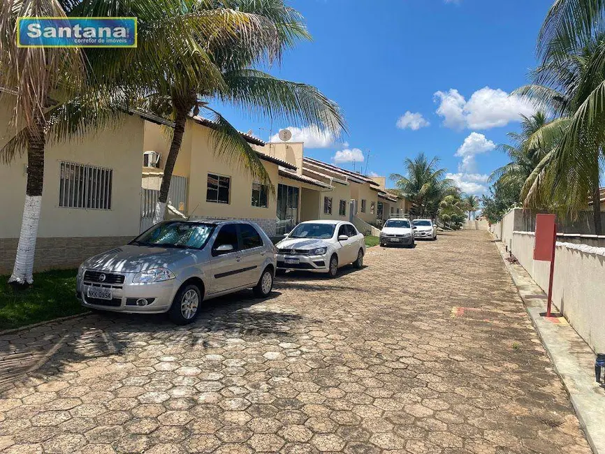 Foto 2 de Casa de Condomínio com 4 quartos à venda, 190m2 em Caldas Novas - GO