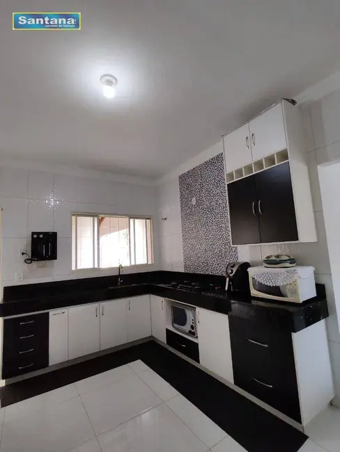 Casa com 3 quartos à venda, 360m2 em Caldas Novas - GO - imagem 7 Foto 7 de Casa com 3 quartos à venda, 360m2 em Caldas Novas - GO