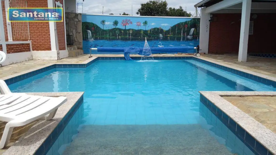 Casa de Condomínio com 3 quartos à venda, 175m2 em Caldas Novas - GO - imagem 3 Foto 3 de Casa de Condomínio com 3 quartos à venda, 175m2 em Caldas Novas - GO