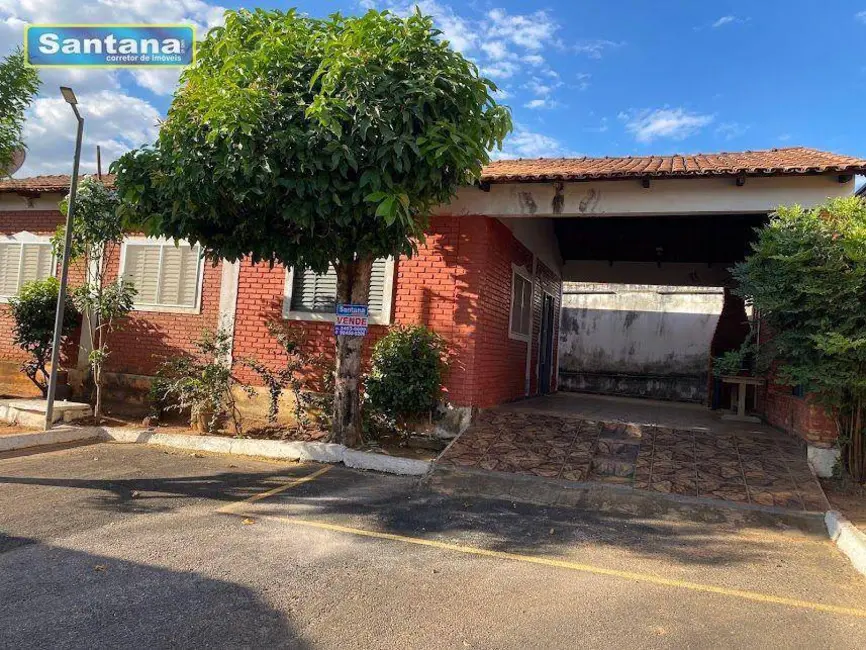 Casa de Condomínio com 4 quartos à venda, 175m2 em Caldas Novas - GO - imagem 1 Foto 1 de Casa de Condomínio com 4 quartos à venda, 175m2 em Caldas Novas - GO