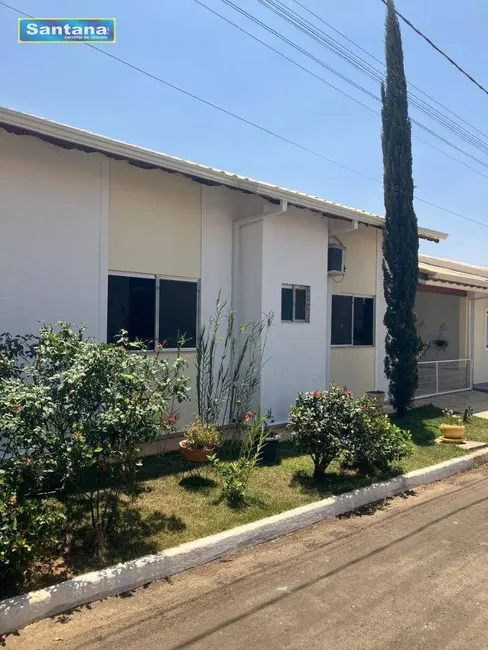 Casa de Condomínio com 4 quartos à venda, 225m2 em Caldas Novas - GO - imagem 1 Foto 1 de Casa de Condomínio com 4 quartos à venda, 225m2 em Caldas Novas - GO
