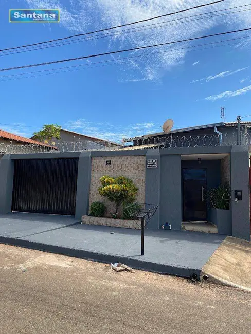 Foto 1 de Casa com 3 quartos à venda, 200m2 em Caldas Novas - GO