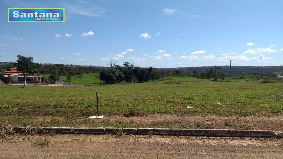 Foto 2 de Terreno / Lote à venda, 537m2 em Caldas Novas - GO