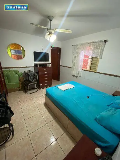 Foto 9 de Casa de Condomínio com 3 quartos à venda, 175m2 em Caldas Novas - GO