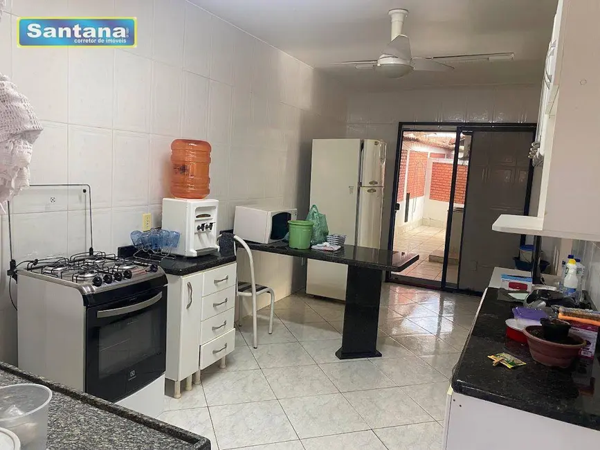 Casa de Condomínio com 3 quartos à venda, 175m2 em Caldas Novas - GO - imagem 5 Foto 5 de Casa de Condomínio com 3 quartos à venda, 175m2 em Caldas Novas - GO