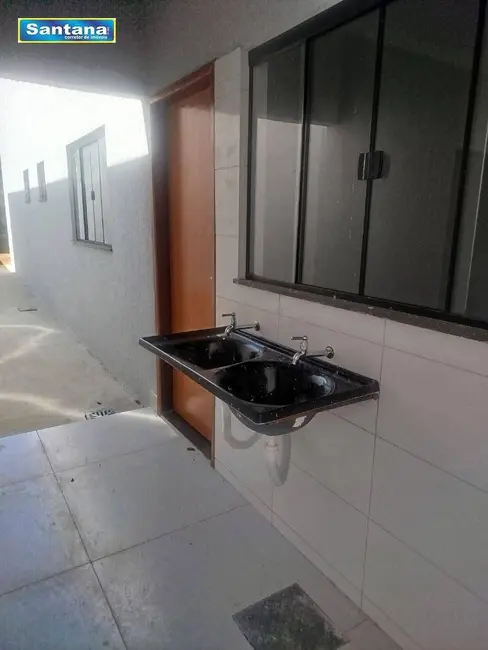 Foto 2 de Casa com 2 quartos à venda, 70m2 em Caldas Novas - GO
