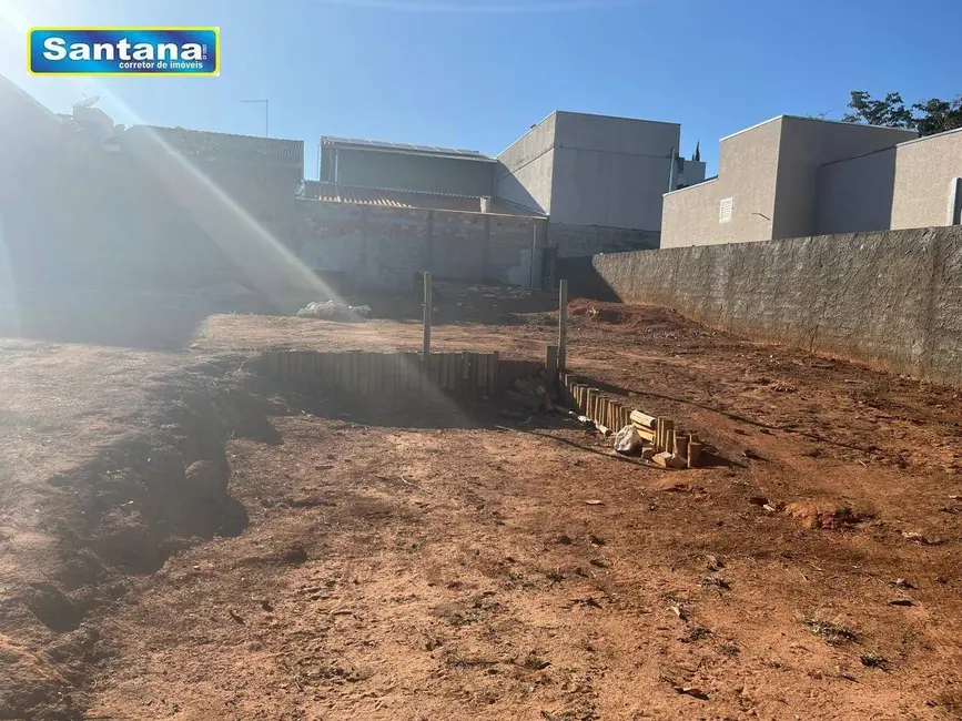 Terreno / Lote à venda, 250m2 em Caldas Novas - GO - imagem 3 Foto 3 de Terreno / Lote à venda, 250m2 em Caldas Novas - GO