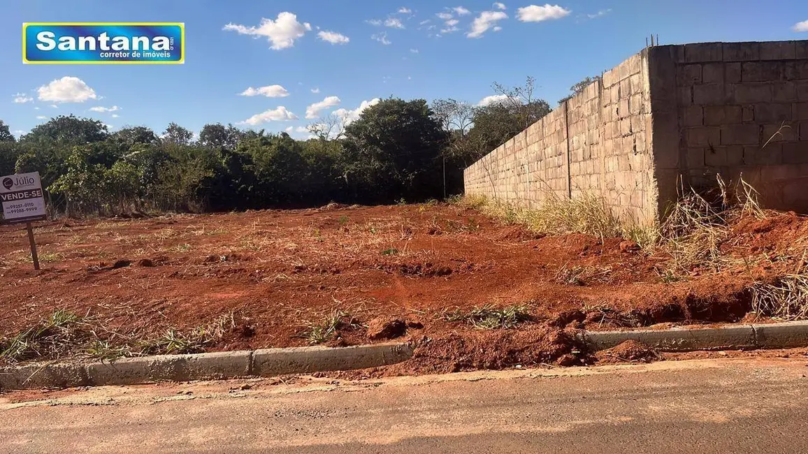 Foto 1 de Terreno / Lote à venda, 457m2 em Caldas Novas - GO
