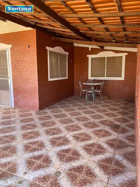 Foto 2 de Casa de Condomínio com 2 quartos à venda, 175m2 em Caldas Novas - GO