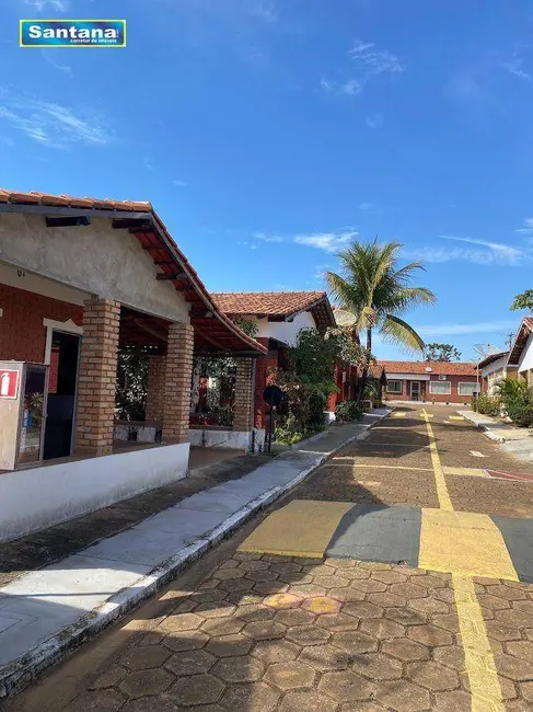 Casa de Condomínio com 1 quarto à venda, 175m2 em Caldas Novas - GO - imagem 3 Foto 3 de Casa de Condomínio com 1 quarto à venda, 175m2 em Caldas Novas - GO