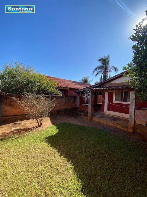 Casa de Condomínio com 2 quartos à venda, 175m2 em Caldas Novas - GO - imagem 5 Foto 5 de Casa de Condomínio com 2 quartos à venda, 175m2 em Caldas Novas - GO