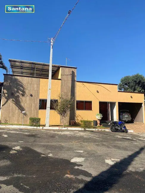 Casa de Condomínio com 2 quartos à venda, 175m2 em Caldas Novas - GO - imagem 2 Foto 2 de Casa de Condomínio com 2 quartos à venda, 175m2 em Caldas Novas - GO