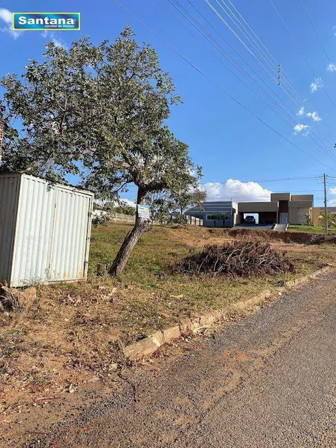 Foto 2 de Terreno / Lote à venda, 610m2 em Caldas Novas - GO