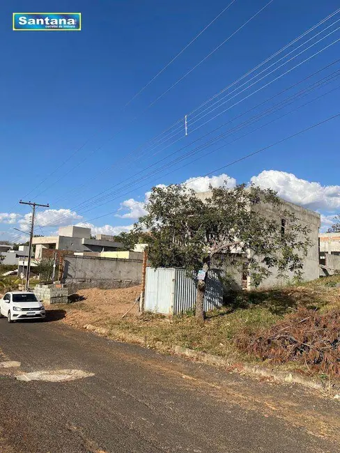 Foto 6 de Terreno / Lote à venda, 610m2 em Caldas Novas - GO