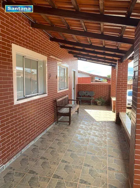 Casa de Condomínio com 2 quartos à venda, 175m2 em Caldas Novas - GO - imagem 4 Foto 4 de Casa de Condomínio com 2 quartos à venda, 175m2 em Caldas Novas - GO