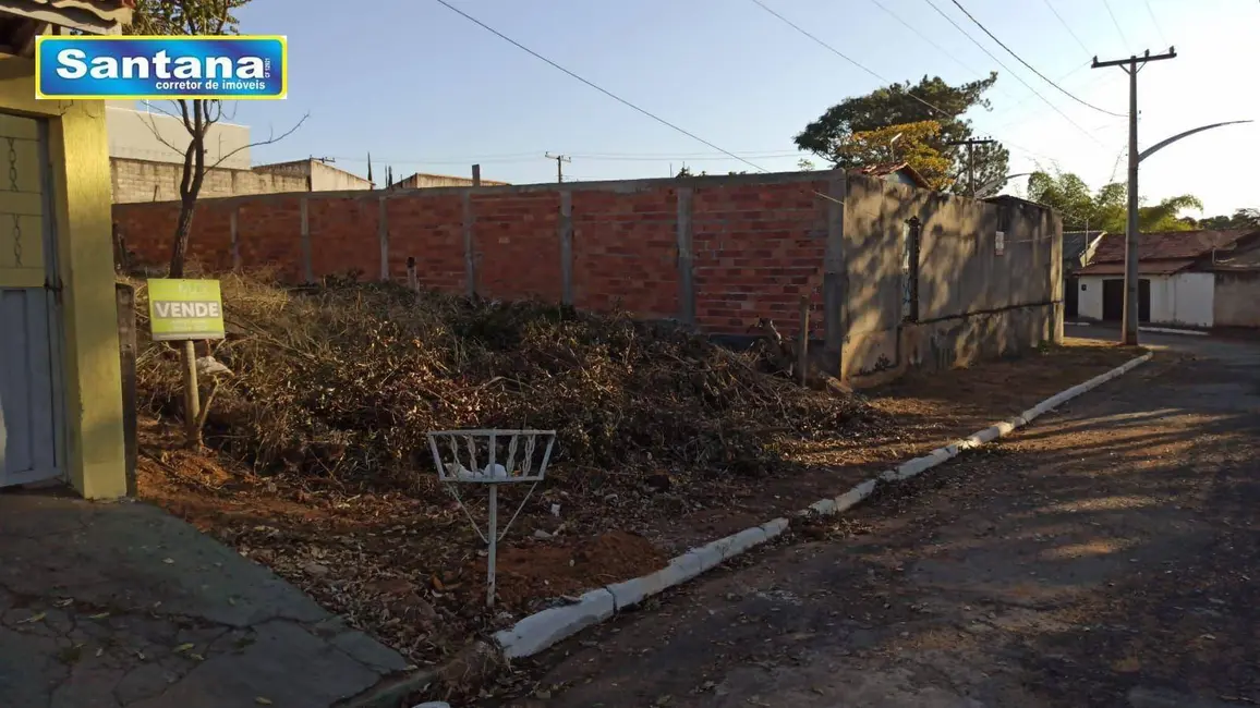 Foto 4 de Terreno / Lote à venda, 360m2 em Caldas Novas - GO