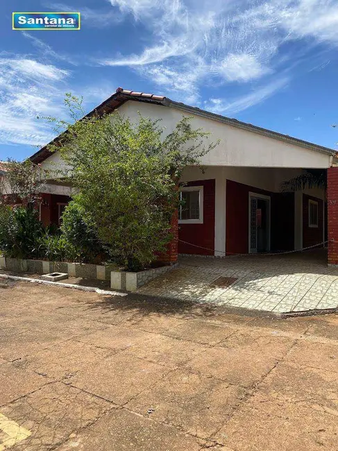 Casa de Condomínio com 2 quartos à venda, 175m2 em Caldas Novas - GO - imagem 1 Foto 1 de Casa de Condomínio com 2 quartos à venda, 175m2 em Caldas Novas - GO
