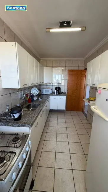 Apartamento com 3 quartos à venda, 91m2 em Caldas Novas - GO - imagem 9 Foto 9 de Apartamento com 3 quartos à venda, 91m2 em Caldas Novas - GO