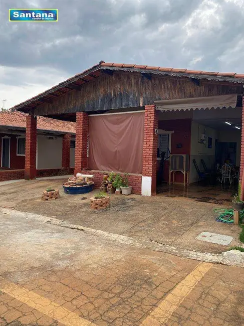 Casa de Condomínio com 3 quartos à venda, 175m2 em Caldas Novas - GO - imagem 1 Foto 1 de Casa de Condomínio com 3 quartos à venda, 175m2 em Caldas Novas - GO