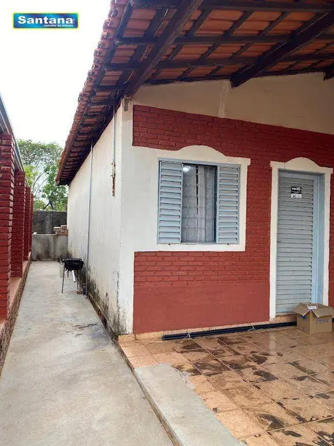 Casa de Condomínio com 3 quartos à venda, 175m2 em Caldas Novas - GO - imagem 3 Foto 3 de Casa de Condomínio com 3 quartos à venda, 175m2 em Caldas Novas - GO