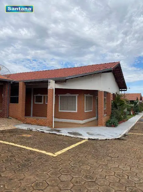 Foto 1 de Casa de Condomínio com 2 quartos à venda, 175m2 em Caldas Novas - GO