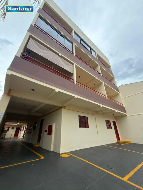 Apartamento com 1 quarto à venda, 33m2 em Caldas Novas - GO - imagem 8 Foto 8 de Apartamento com 1 quarto à venda, 33m2 em Caldas Novas - GO