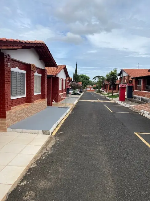 Foto 2 de Casa de Condomínio com 3 quartos à venda, 175m2 em Caldas Novas - GO