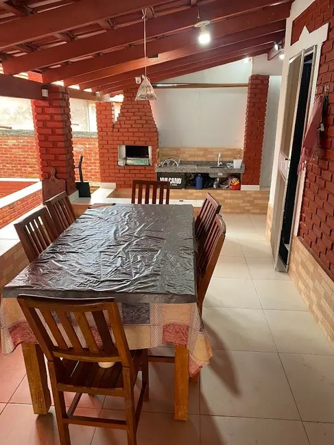 Foto 6 de Casa de Condomínio com 3 quartos à venda, 175m2 em Caldas Novas - GO