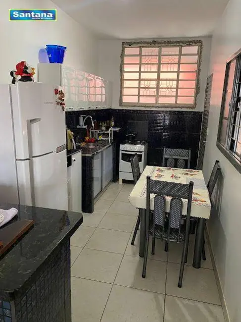 Foto 8 de Casa de Condomínio com 3 quartos à venda, 175m2 em Caldas Novas - GO