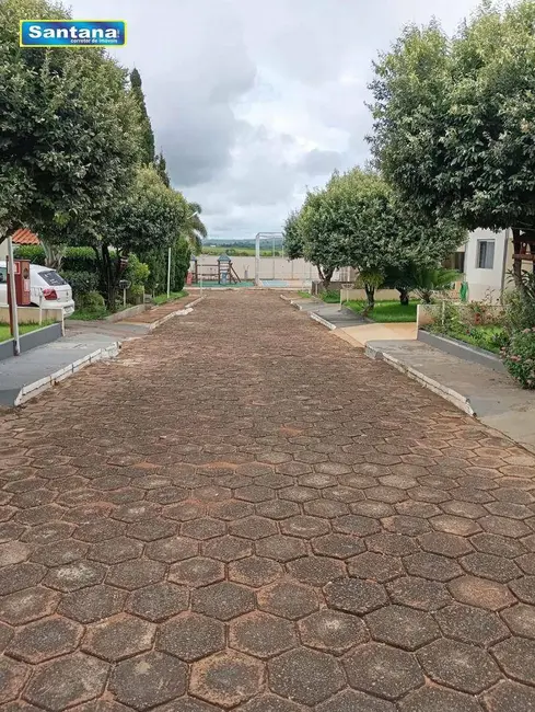 Casa de Condomínio com 2 quartos à venda, 50m2 em Caldas Novas - GO - imagem 9 Foto 9 de Casa de Condomínio com 2 quartos à venda, 50m2 em Caldas Novas - GO