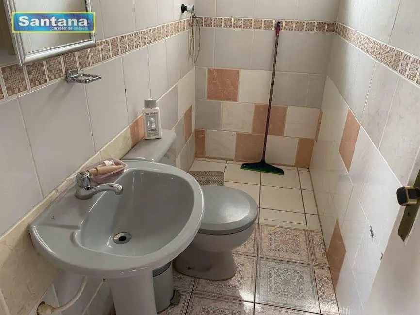 Foto 9 de Casa de Condomínio com 3 quartos à venda, 175m2 em Caldas Novas - GO