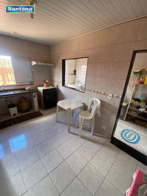 Foto 9 de Casa de Condomínio com 3 quartos à venda, 175m2 em Caldas Novas - GO