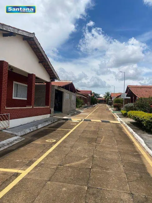 Foto 2 de Casa de Condomínio com 3 quartos à venda, 175m2 em Caldas Novas - GO