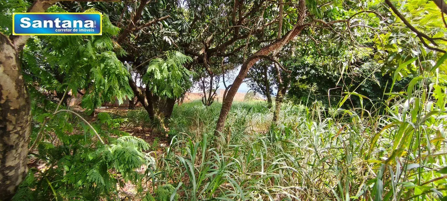 Foto 2 de Sala Comercial à venda, 1800m2 em Caldas Novas - GO