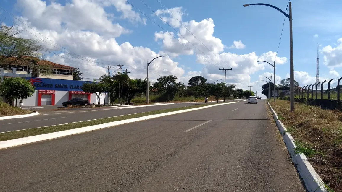 Foto 1 de Terreno / Lote à venda, 420m2 em Caldas Novas - GO