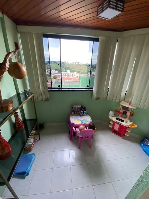 Foto 6 de Apartamento com 2 quartos à venda, 68m2 em Caldas Novas - GO