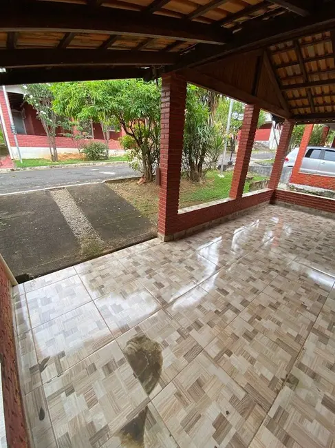 Foto 4 de Casa de Condomínio com 3 quartos à venda, 175m2 em Caldas Novas - GO