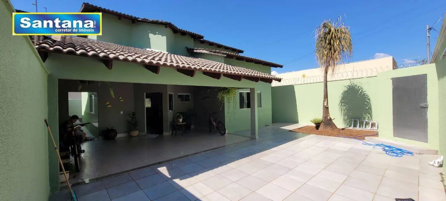 Foto 1 de Casa com 3 quartos à venda, 360m2 em Caldas Novas - GO