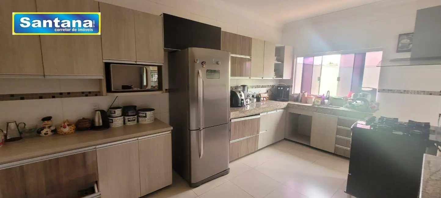Foto 8 de Casa com 3 quartos à venda, 360m2 em Caldas Novas - GO