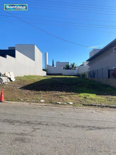 Foto 1 de Terreno / Lote à venda, 487m2 em Caldas Novas - GO