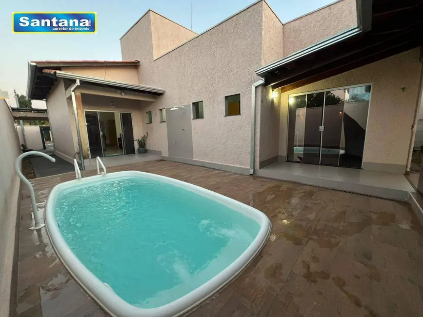 Foto 1 de Casa com 3 quartos à venda, 360m2 em Caldas Novas - GO