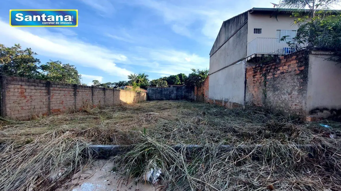 Foto 1 de Terreno / Lote à venda, 360m2 em Caldas Novas - GO