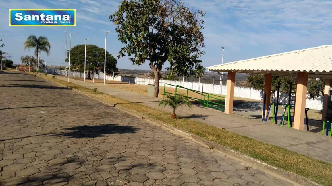 Foto 8 de Casa de Condomínio com 2 quartos à venda, 250m2 em Caldas Novas - GO