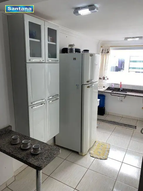Apartamento com 2 quartos à venda, 50m2 em Caldas Novas - GO - imagem 3 Foto 3 de Apartamento com 2 quartos à venda, 50m2 em Caldas Novas - GO