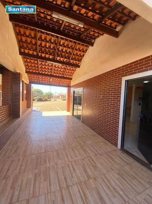 Casa de Condomínio com 2 quartos à venda, 175m2 em Caldas Novas - GO - imagem 4 Foto 4 de Casa de Condomínio com 2 quartos à venda, 175m2 em Caldas Novas - GO
