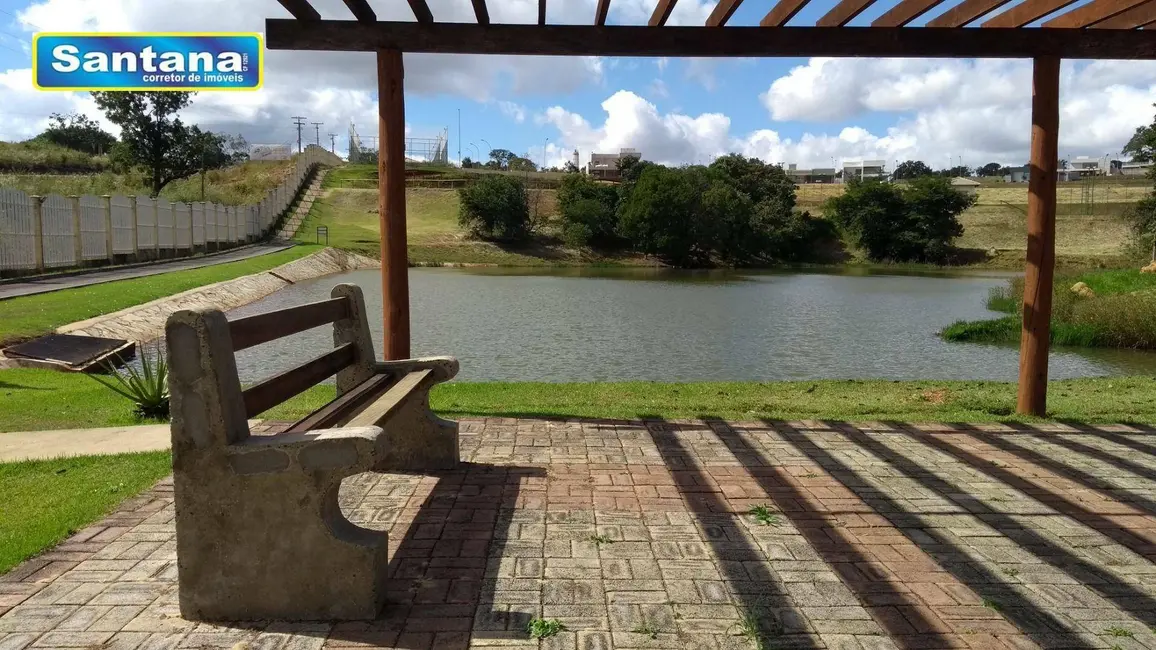 Foto 1 de Terreno / Lote à venda, 419m2 em Caldas Novas - GO