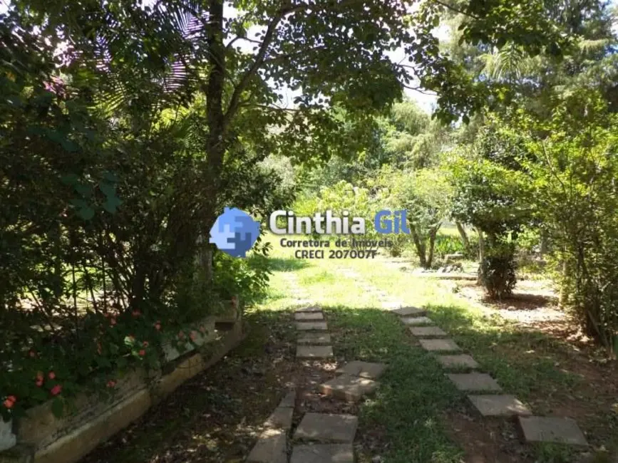 Casa com 4 quartos à venda, 400m2 em Aguas De Lindoia - SP - imagem 7 Foto 7 de Casa com 4 quartos à venda, 400m2 em Aguas De Lindoia - SP